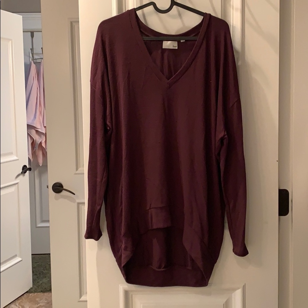 Aritzia Wilfred Burgundy Long Sleeve Top